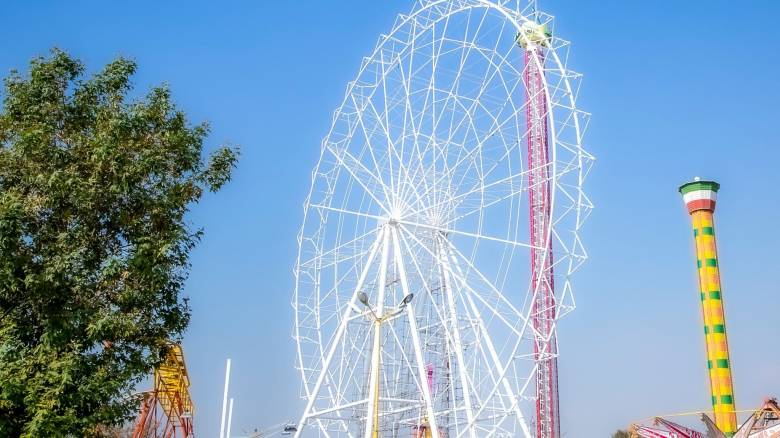 Σοβαρό ατύχημα σε λούνα παρκ στη Ρόδο - Τέσσερα άτομα εκσφενδονίστηκαν