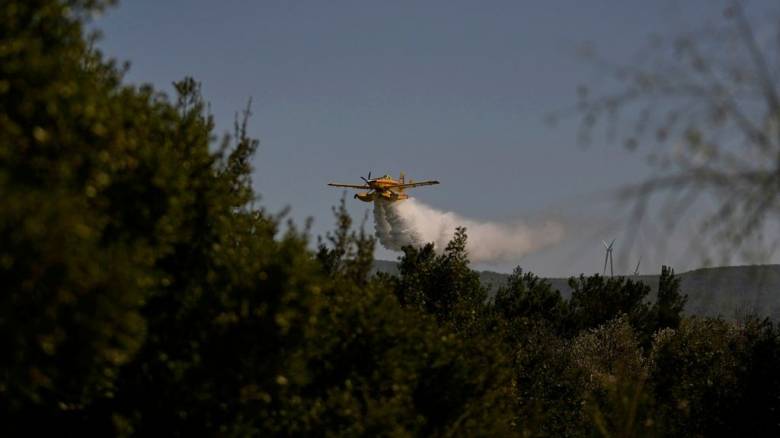 Σε όλο το Αιγαίο και την Ανατολική Αττική «ταξίδεψε» ο καπνός από την πυρκαγιά στην Τουρκία