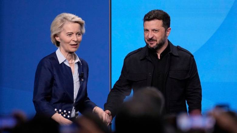 Η Ούρσουλα φον ντερ Λάιεν στο τετ α τετ Ζελένσκι - Τραμπ στην Ουάσινγκτον