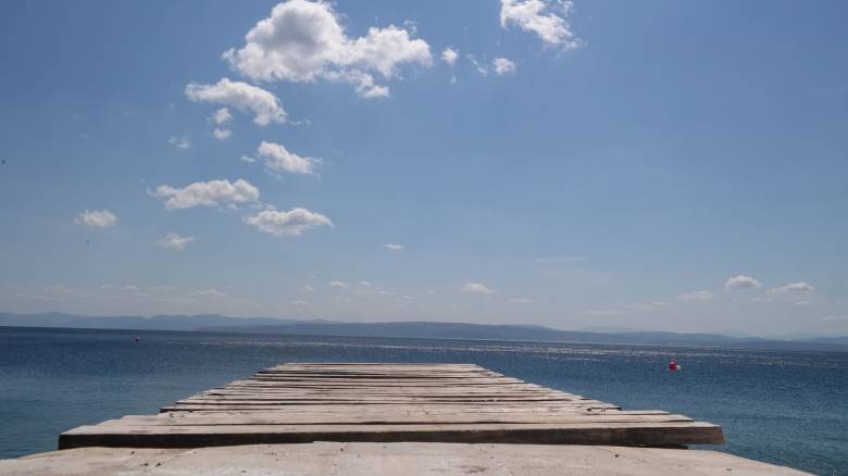 Νεκρός 48χρονος Ρουμάνος που έκανε βουτιά από προβλήτα στον Θερμαϊκό