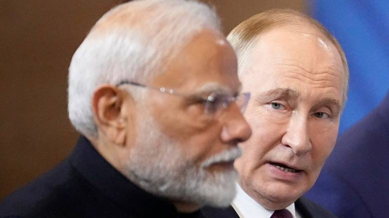 Τηλεφωνική συνομιλία Πούτιν με τον Ινδό πρωθυπουργό Μόντι για τη Σύνοδο με τον Τραμπ
