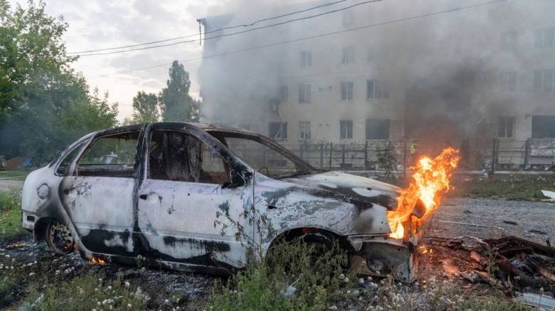 Ουκρανία: Τουλάχιστον 14 νεκροί από ρωσικές επιθέσεις πριν από τη συνάντηση Τραμπ-Ζελένσκι