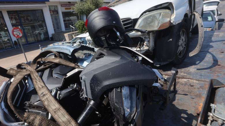 Τροχαίο δυστύχημα στην Αγία Παρασκευή: Νεκρός οδηγός μηχανής μετά από σφοδρή σύγκρουση με ΙΧ