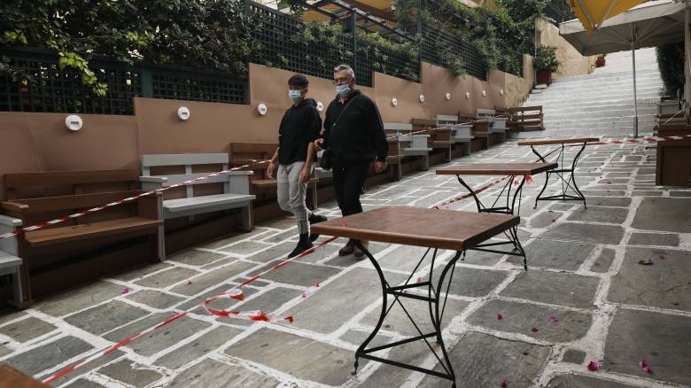 Mystreet: Η εφαρμογή των πολιτών για καταγγελίες που αφορούν δημόσιους χώρους και τραπεζοκαθίσματα