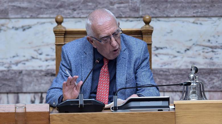 Κακλαμάνης σε Κωνσταντοπούλου: Δίνετε ασίστ στον πρωθυπουργό και βάζει τρίποντα