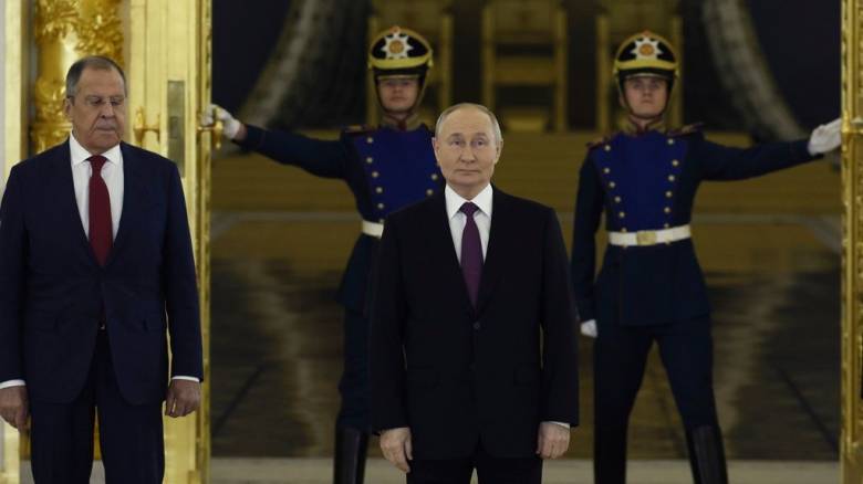 «Πάγο» στη συνάντηση Πούτιν-Ζελένσκι από Λαβρόφ - «Δεν τη θέλει» λέει ο Ουκρανός πρόεδρος