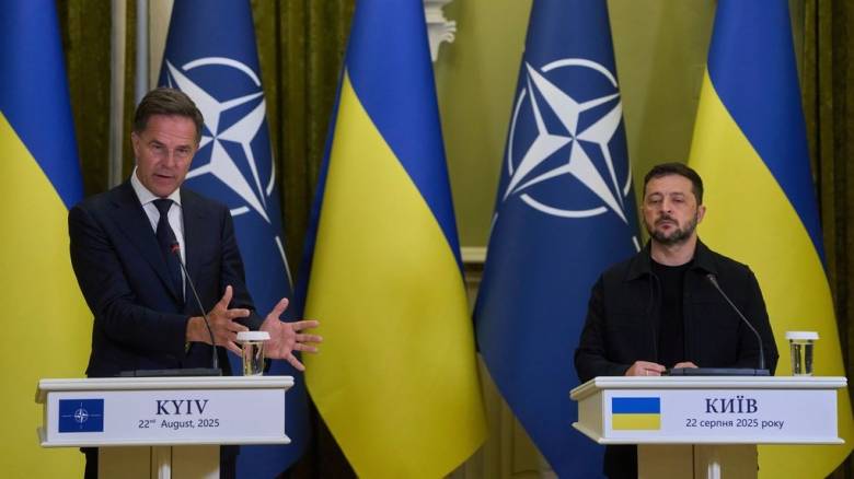 Ουκρανία: Ο Γ.Γ. του ΝΑΤΟ ζητεί να δοθούν ισχυρές εγγυήσεις ασφαλείας για το Κίεβο