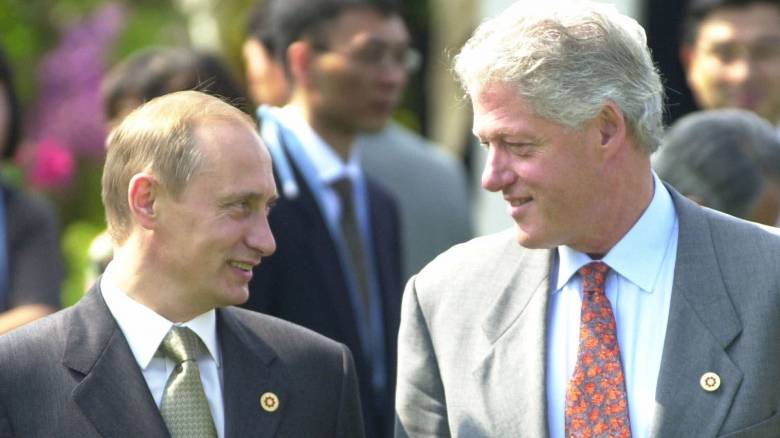 Στο «φως» αποκαλυπτικά έγγραφα: Η υπόσχεση Κλίντον σε Πούτιν για ένταξη της Ρωσίας στο ΝΑΤΟ