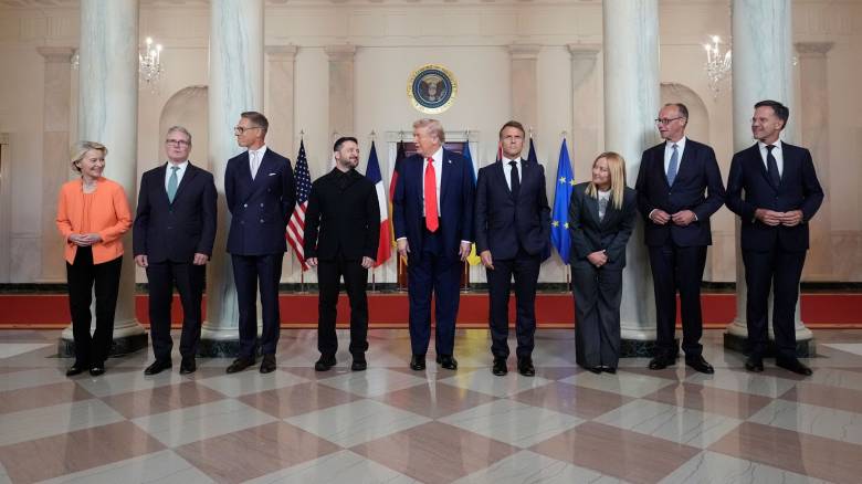 DW: «Πόλεμος» δηλώσεων στην ΕΕ για τη δύναμη ειρήνης στην Ουκρανία