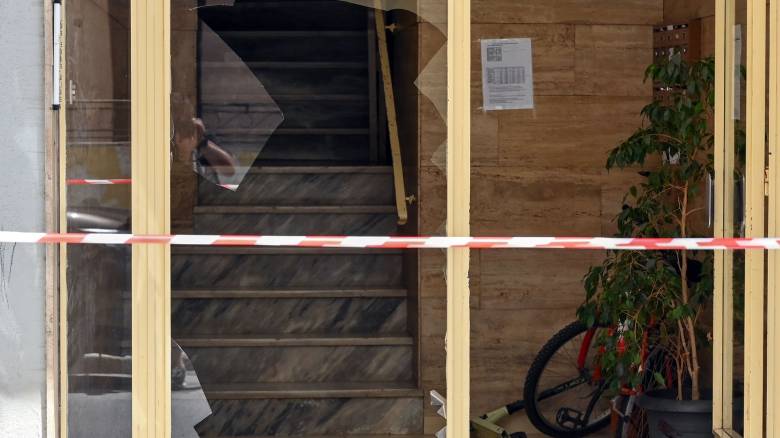 Βόλος: Ποινική δίωξη για ανθρωποκτονία από πρόθεση στον 40χρονο που σκότωσε τη γυναίκα του