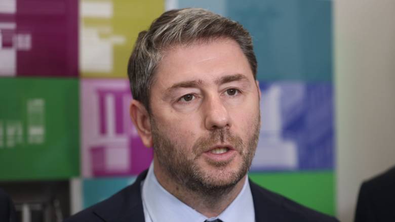 Ανδρουλάκης: Ζητά συνεδρίαση της Βουλής για την αναγνώριση του Παλαιστινιακού κράτους