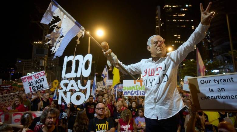 Αυξάνονται οι πιέσεις στον Νετανιάχου για την απελευθέρωση των ομήρων - Διαδηλώσεις στο Τελ Αβίβ