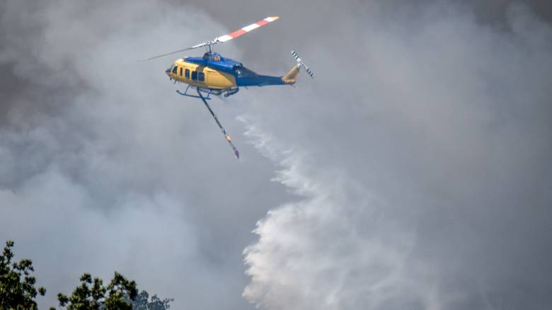 Φωτιά στο Μυρόφυλλο Τρικάλων - Επιχειρούν εναέρια μέσα