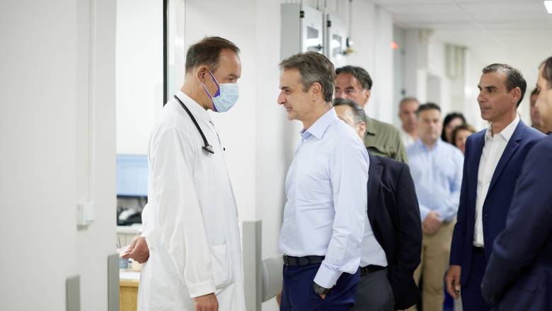 Επίσκεψη Μητσοτάκη στο Τμήμα Επειγόντων του Ιπποκράτειου: Ένα κέντρο φροντίδας υψηλών προδιαγραφών