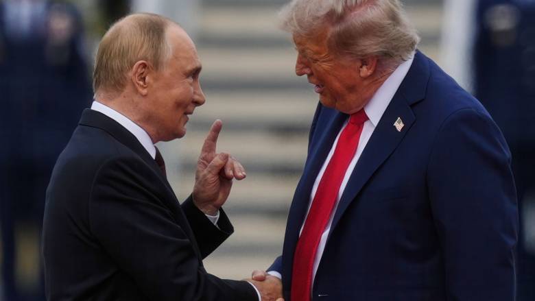 Μυστικό ενεργειακό deal ανάμεσα σε Τραμπ και Πούτιν για την Ουκρανία - Τα κομβικά έργα