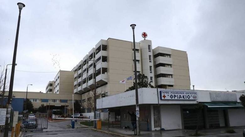 Ηράκλειο: Νεκρός ο 40χρονος που είχε υποστεί εγκαύματα από την φωτιά σε αποδυτήρια γηπέδου