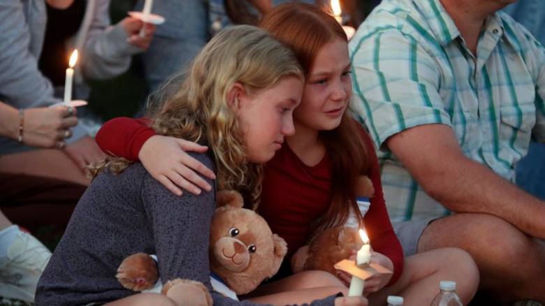 CNNi: Πώς εκτυλίχθηκε η επίθεση σε καθολικό σχολείο της Μινεάπολης– Συγκλονιστικές μαρτυρίες παιδιών