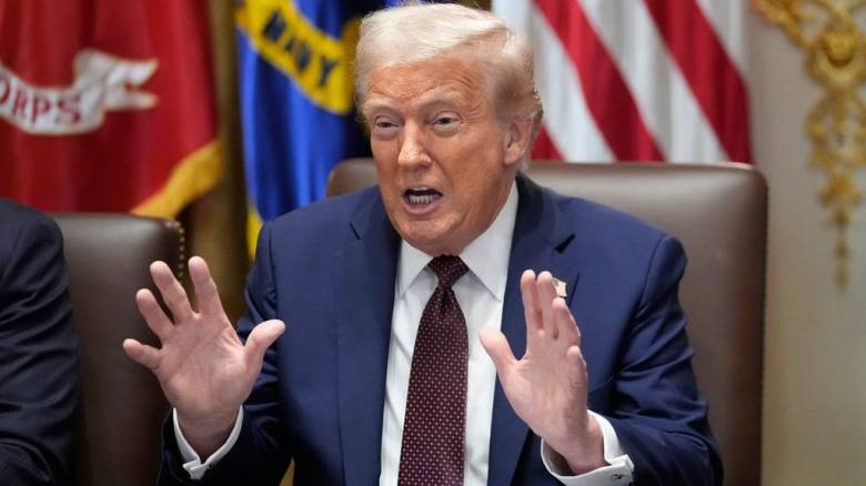 Ο Τραμπ φέρεται να πρότεινε κινεζικές ειρηνευτικές δυνάμεις στην Ουκρανία - Διάψευση συνεργατών του