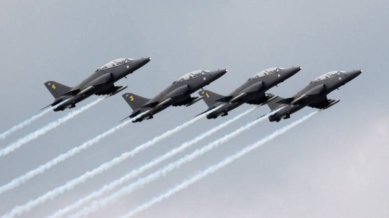 Η Φινλανδία αφαιρεί τις σβάστικες από τη σημαία της πολεμικής αεροπορίας λόγω... αμηχανίας