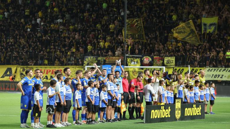 Θεσσαλονίκη: Σύλληψη 24χρονου που πέταξε πλαστικό μπουκάλι σε αγωνιστικό χώρο