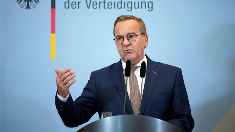 Γερμανία κατά φον ντερ Λάιεν: «Δεν είναι αρμόδια για την ανάπτυξη στρατευμάτων στην Ουκρανία»