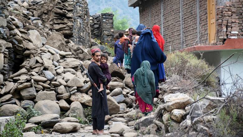 Πού οφείλονται οι εκατόμβες νεκρών από τα 6 Ρίχτερ στο Αφγανιστάν: Ειδικοί εξηγούν στο CNN Greece