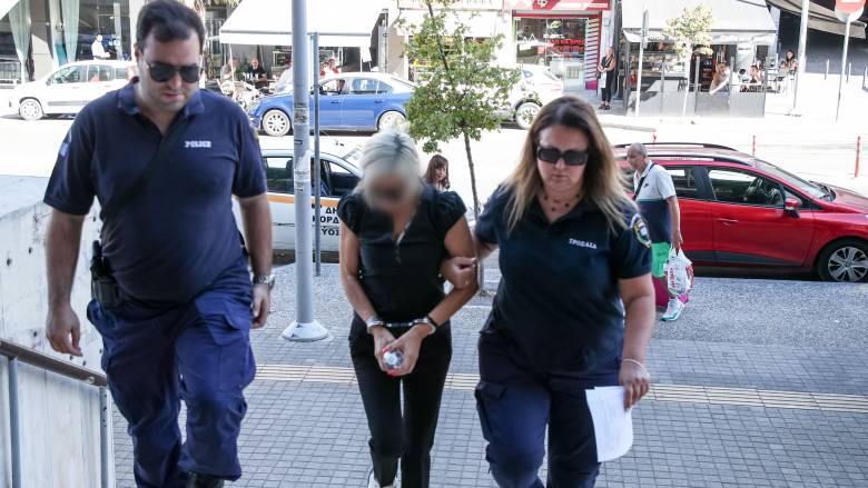 Ελεύθερη με περιοριστικούς όρους και 50.000 εγγύηση η οδηγός για το τροχαίο στη Θεσσαλονίκη