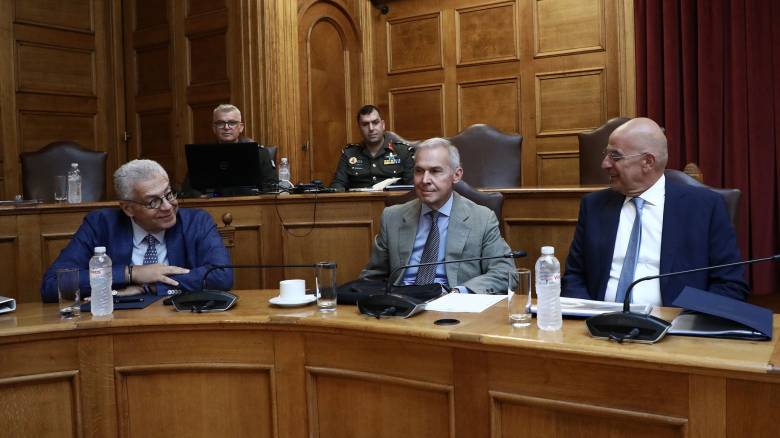 Δένδιας: Επτά αλλαγές τη Β’ φάση της νέας δομής των Ενόπλων Δυνάμεων