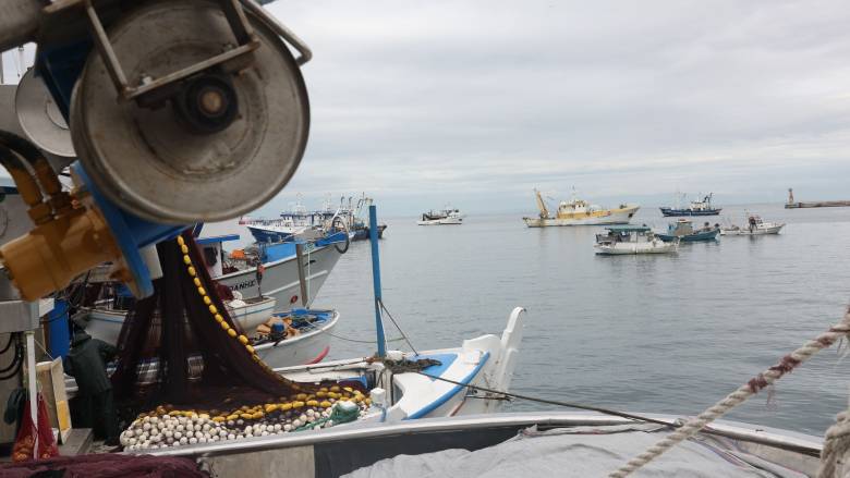 Τουρκικά αλιευτικά στη Σαμοθράκη πυροβόλησαν στον αέρα μετά από επεισόδιο με Έλληνες ψαράδες