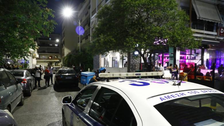 Τραγωδία στα Πατήσια: Νεκρή γυναίκα που γέννησε σε διαμέρισμα, νεκρό και το νεογνό