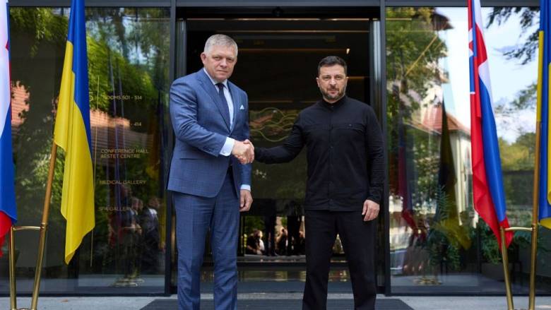 Τετ α τετ Ζελένσκι με τον Σλοβάκο πρωθυπουργό - Στο επίκεντρο ο πόλεμος και τα ενεργειακά