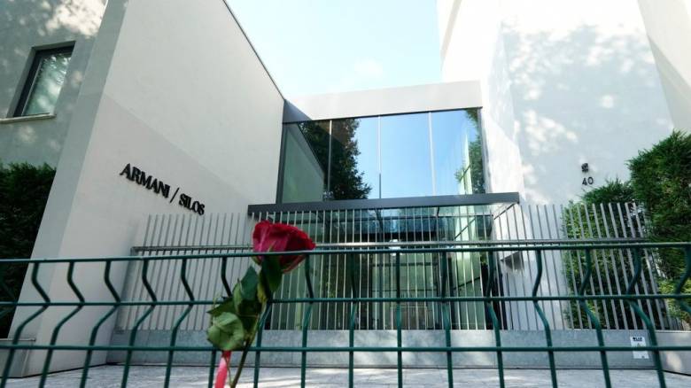 Μετά τον Armani: Άδηλο το μέλλον της αυτοκρατορίας μόδας που έχτισε