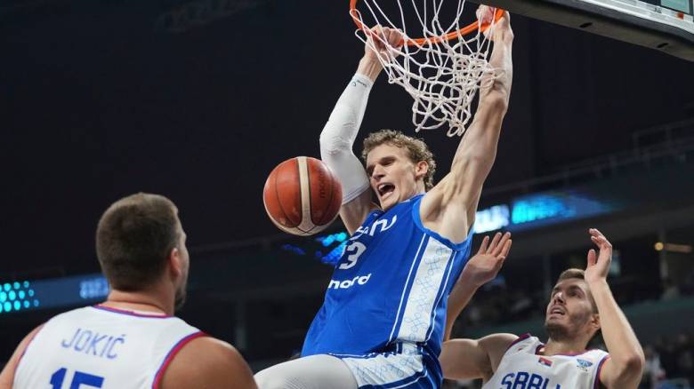 «Βόμβα» στο Ευρωμπάσκετ: Η Φινλανδία απέκλεισε τη Σερβία στη φάση των «16»