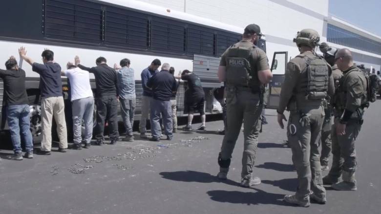 Τι συμφώνησαν Ν. Κορέα-ΗΠΑ για όσους συνελήφθησαν στο εργοστάσιο της Hyundai στη Τζόρτζια