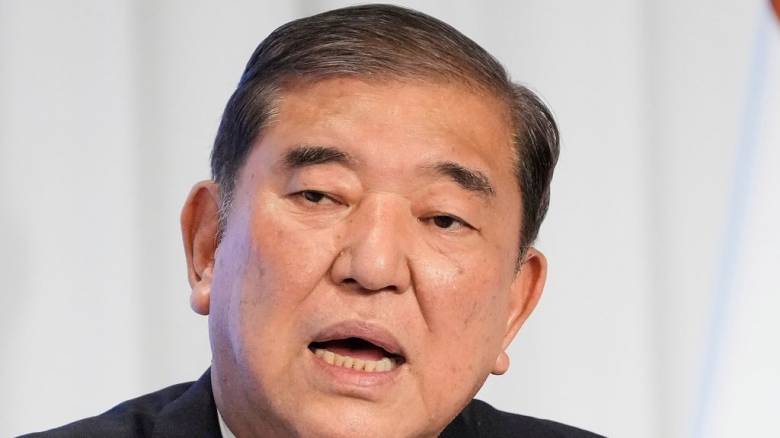 Παραιτείται ο Ιάπωνας πρωθυπουργός για να αποφύγει διάσπαση του κόμματός του