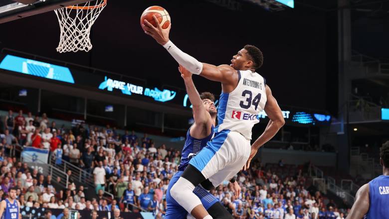 Eurobasket 2025: Στους «8» με σούπερ Giannis η Εθνική - Νίκησε το Ισραήλ και παίζει με Λιθουανία