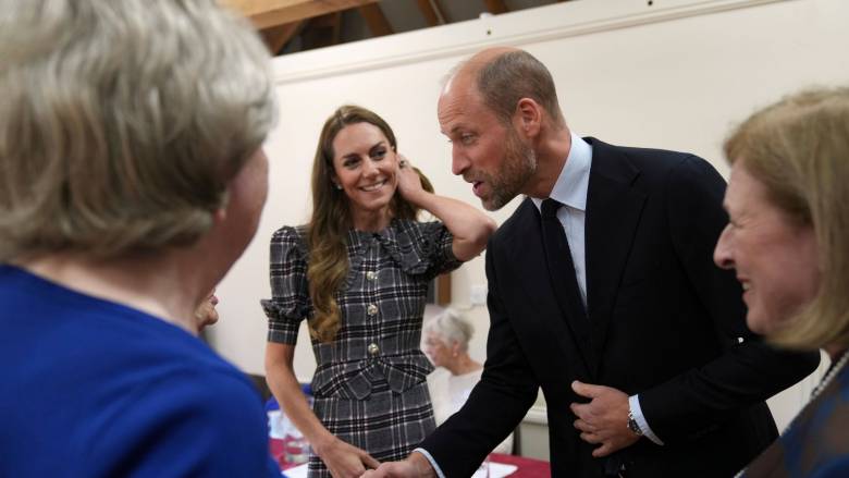 Tρίτη επέτειος από το θάνατο της Ελισάβετ - Πώς την τίμησαν ο Ουίλιαμ, η Κέιτ και ο Χάρι