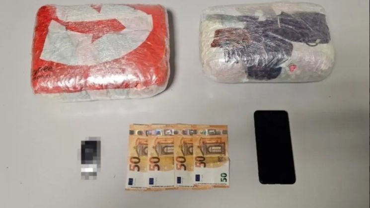 Θεσσαλονίκη: Τον τσάκωσαν με χιλιάδες χάπια ecstasy που τα είχε φέρει από το εξωτερικό