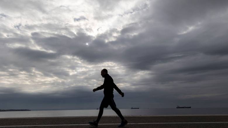 Καιρός σήμερα: Συννεφιά σε Μακεδονία και Θράκη - Πού θα δείξει 35 βαθμούς το θερμόμετρο