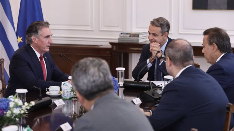 Υπουργός Εσωτερικών των ΗΠΑ σε Μητσοτάκη: Θεωρούμε την Ελλάδα στρατηγικό εταίρο