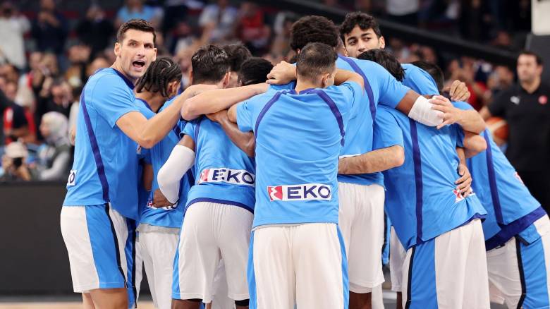 Eurobasket 2025: Ξεκίνησε ο αγώνας της Εθνικής με την Τουρκία - Οι αρχικές πεντάδες