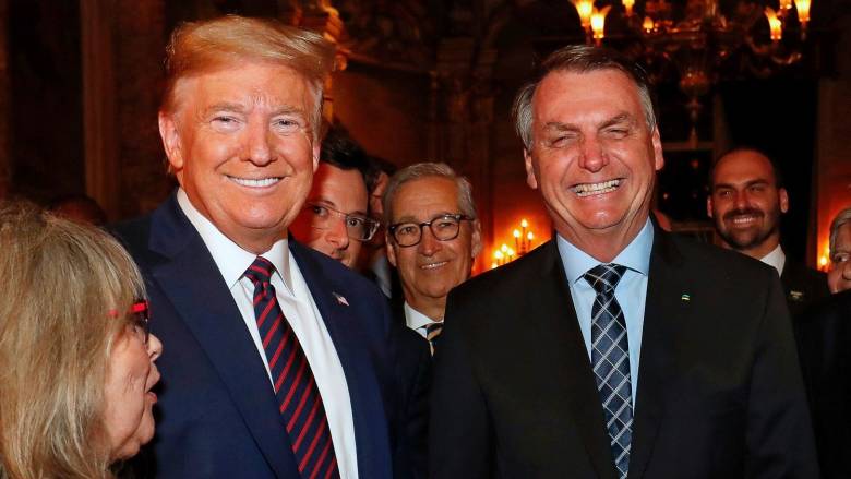 Οι ΗΠΑ απειλούν με αντίποινα τη Βραζιλία μετά την καταδίκη Μπολσονάρου για απόπειρα πραξικοπήματος