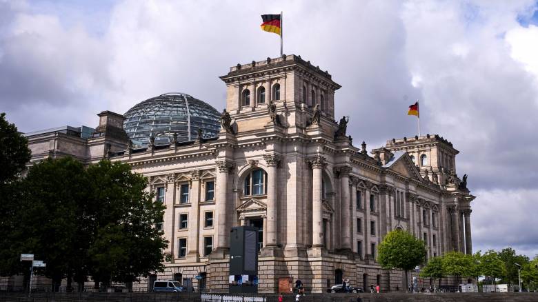 Γερμανία: Το CDU πρώτη δύναμη με απώλειες στις τοπικές εκλογές της Βόρειας Ρηνανίας - Βεστφαλίας