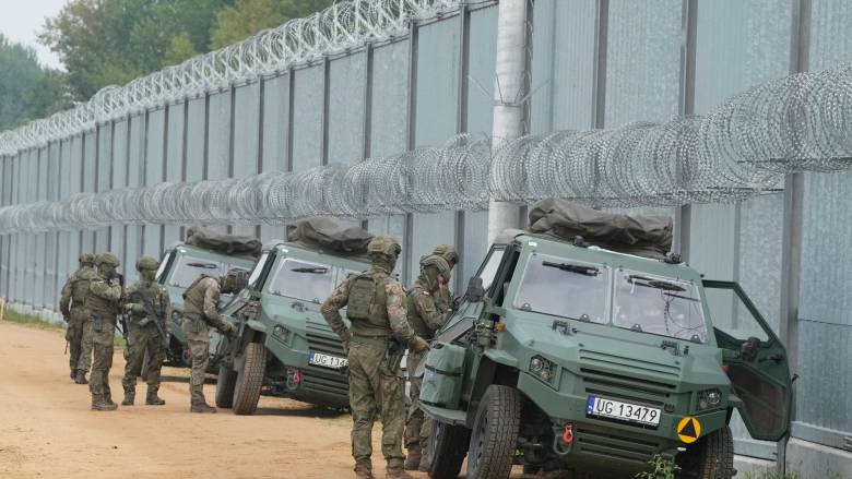 Βίντεο από το σφράγισμα των συνόρων Πολωνίας - Λευκορωσίας ως απάντηση στις ρωσικές ασκήσεις