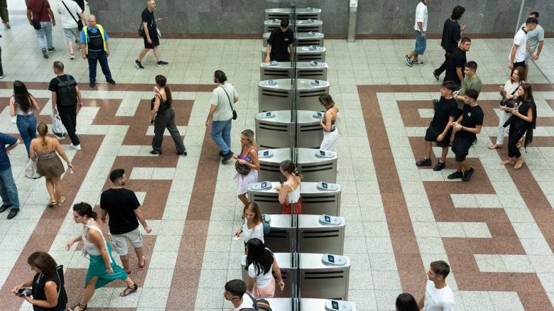 Πρεμιέρα για την 24ωρη λειτουργία των Μέσων Μεταφοράς - Κυρανάκης: Σκοπός να σωθούν ζωές