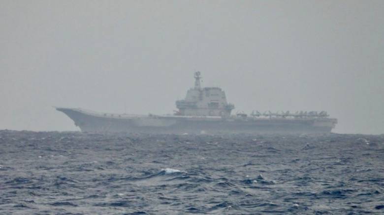 Επίδειξη δύναμης από την Κίνα: Διέσχισε τα Στενά της Ταϊβάν το νέο της αεροπλανοφόρο