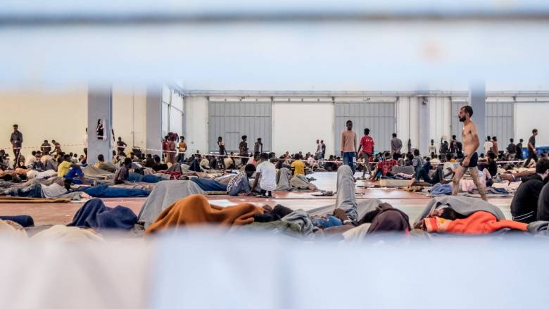 Ξεκινάει η επιχείρηση αποσυμφόρησης της Κρήτης από τους μετανάστες–Συνεχίζονται οι αφίξεις στη Γαύδο