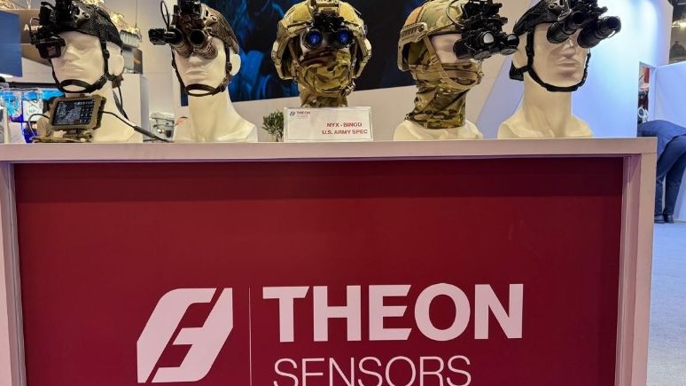 Η THEON INTERNATIONAL λάνσαρε στην έκθεση DSEI London 2025 το NYX-BiNOD σύστημα νυχτερινής όρασης