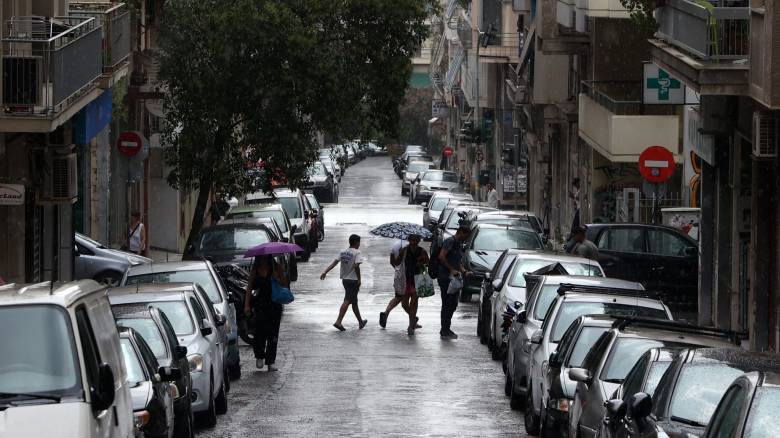 Βροχές και καταιγίδες και στην Αττική το μεσημέρι - Ποιες περιοχές θα επηρεαστούν