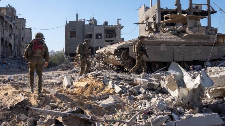 Πλάνα από την έφοδο του ισραηλινού στρατού στη Γάζα - Τουλάχιστον 350.000 άμαχοι έχουν φύγει